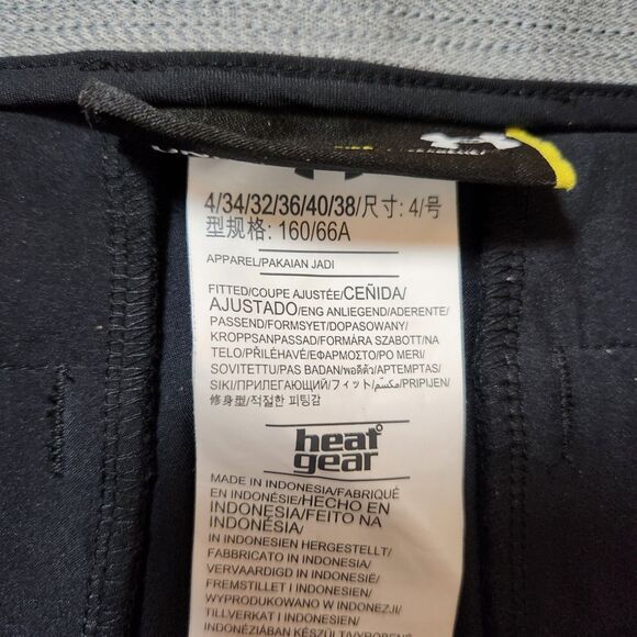 Under Armour HeatGear Shorts – Women’s Size 4, Black, Bundle of 2 - Picture 5 of 9